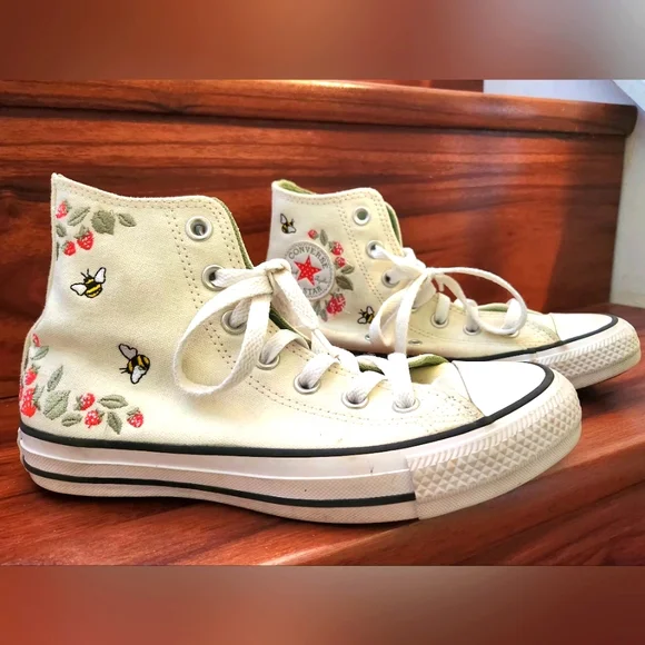 CONVERSE ALL STAR CANVAS HIGH-TOP SNEAKERS EMBROIDERED HONEY BEES & FLOWERS 6 - Picture 1 of 12